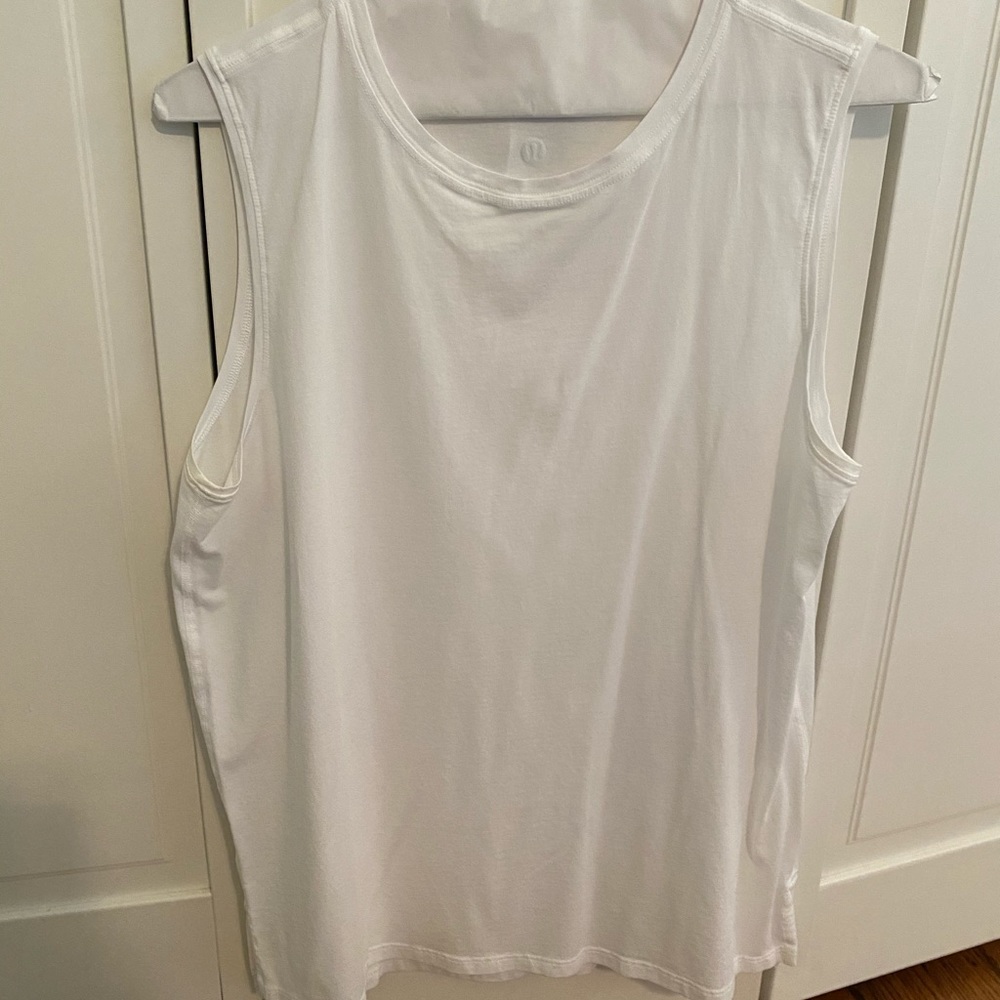 lululemon white muscle tank 8